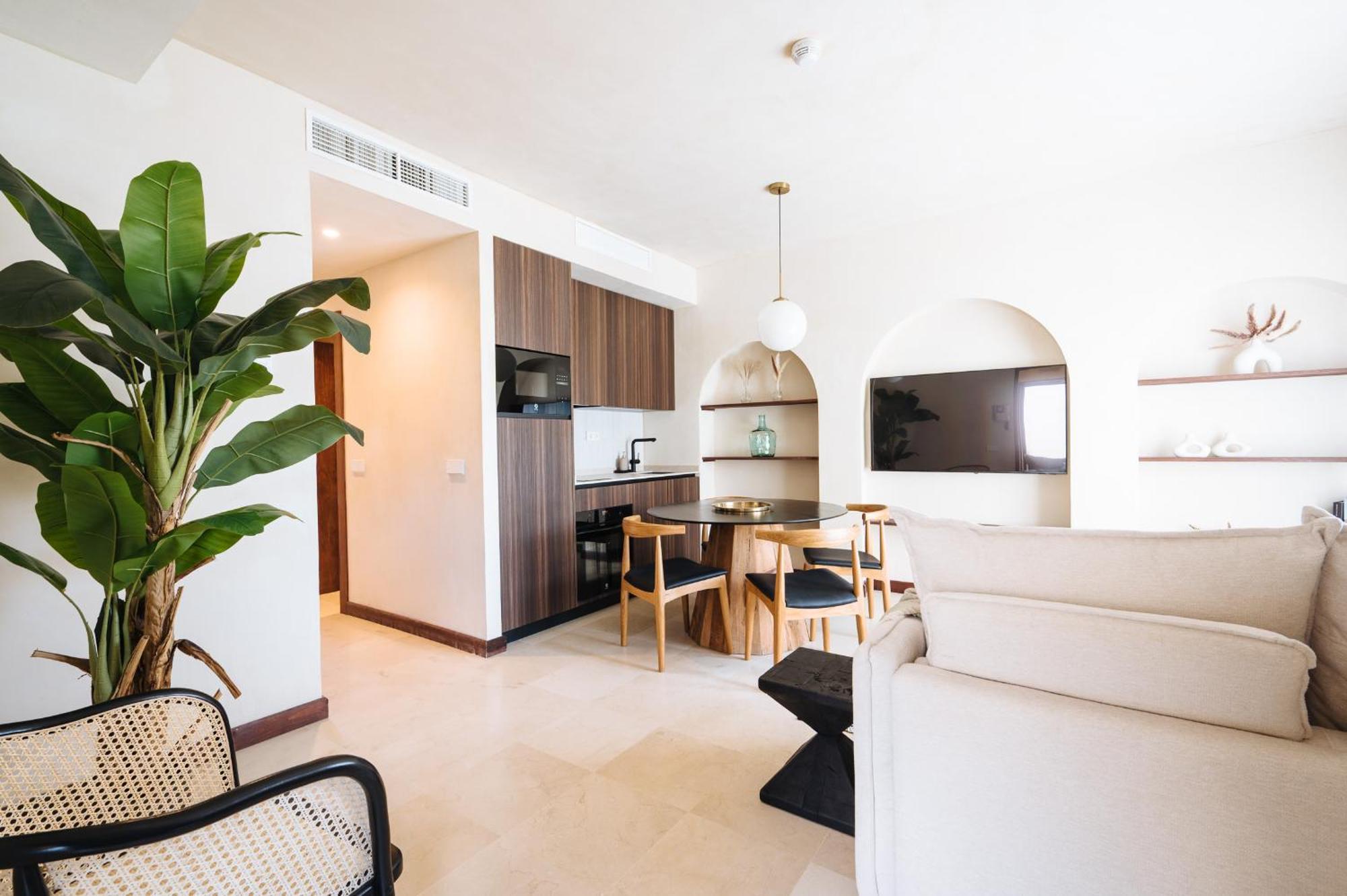 Apartamentos La Vistosona Seville Exterior photo
