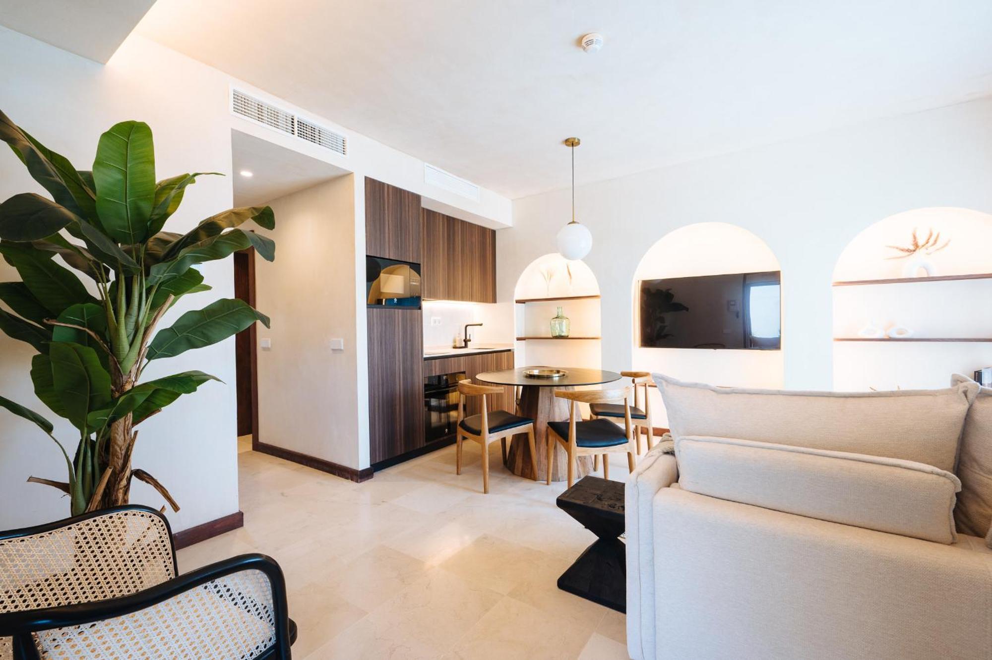 Apartamentos La Vistosona Seville Exterior photo