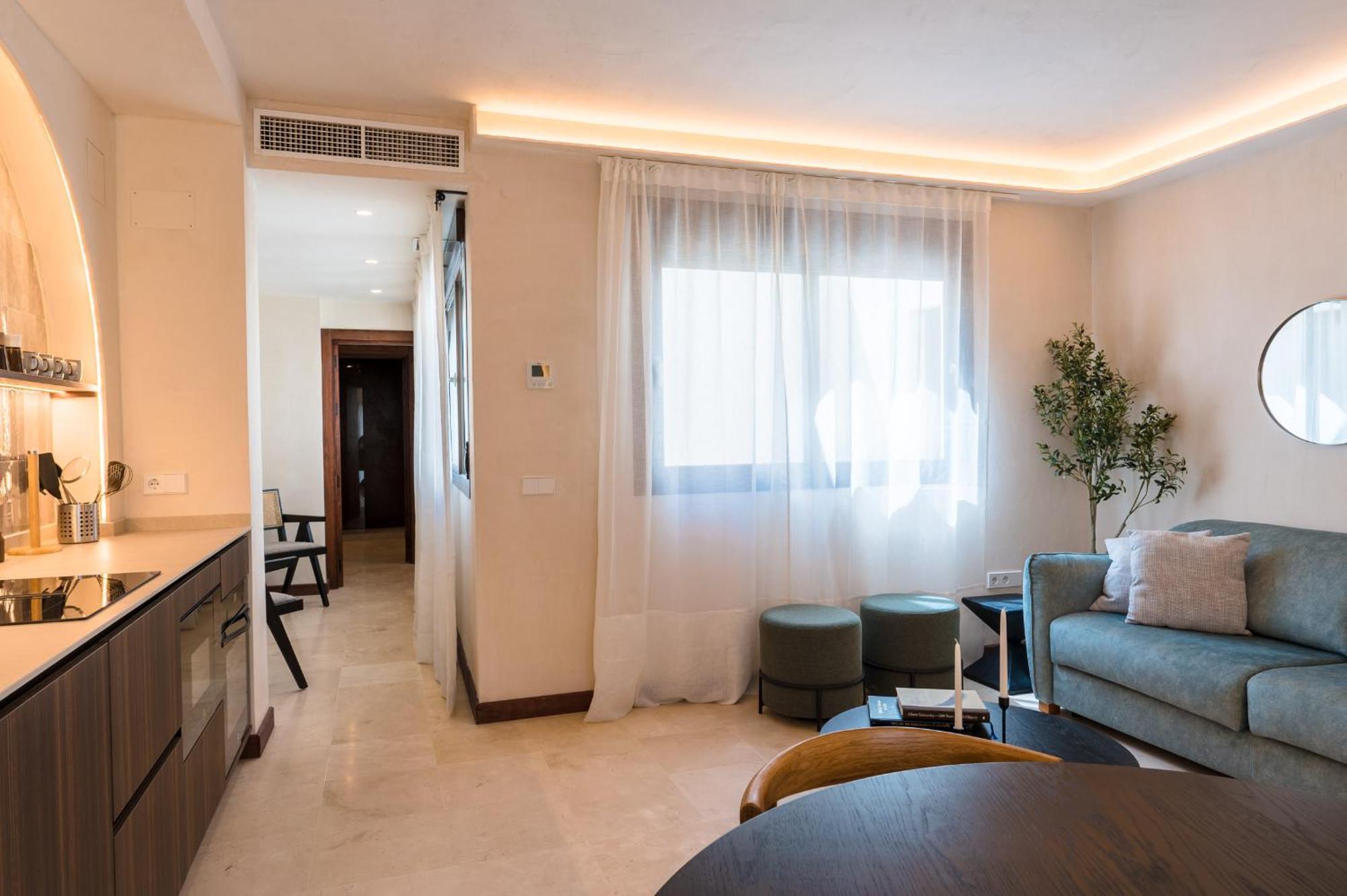 Apartamentos La Vistosona Seville Exterior photo